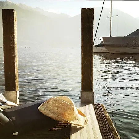 Sailboat, Do-minus Design Retreat & Botel *