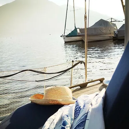 Winga Sailboat, Do-minus Design Retreat & *